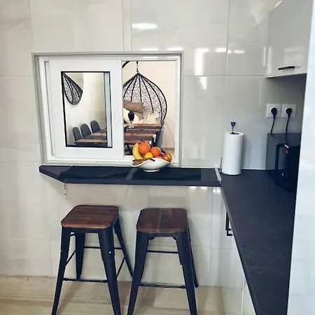 Minimal 3br In Apartment Athens