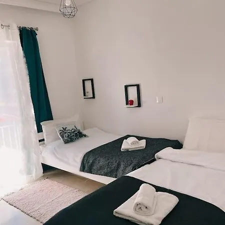 Apartment Minimal 3br In Athens