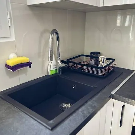 Minimal 3br In Athens